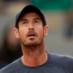 Murray knocked out of French Open after defeat to Wawrinka