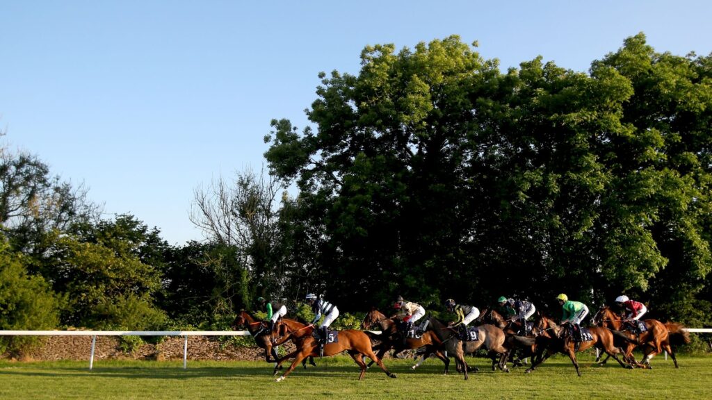 Today on Sky Sports Racing: Binadham and Aesterius clash in Bath contest