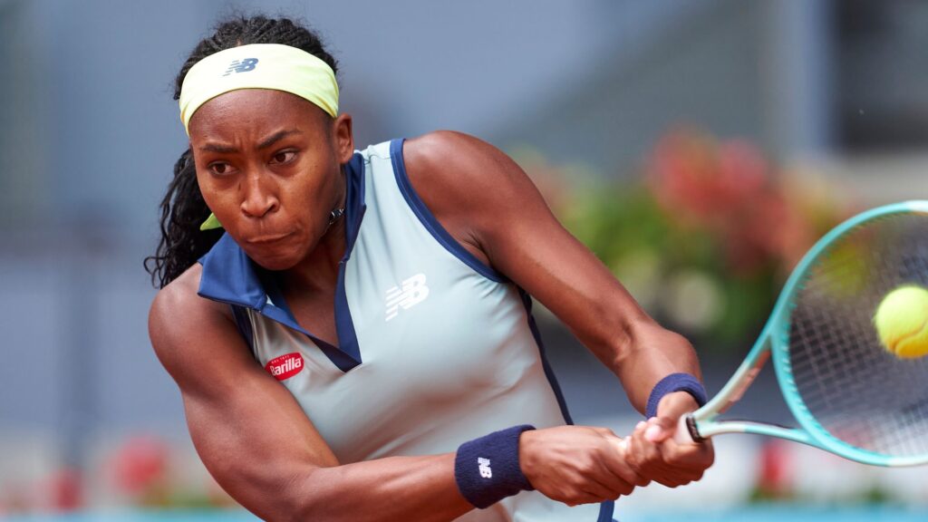 Gauff cruises through to third round in Rome