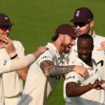 Surrey go clear at top with win over Warwickshire | Kent hold off Worcs