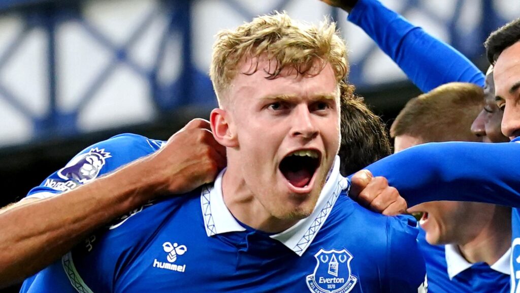 Man Utd interested in signing Everton defender Branthwaite