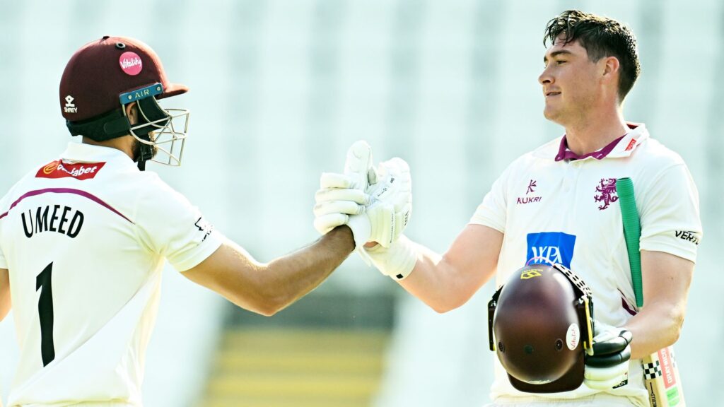 Somerset and Essex win to keep in touch with Championship leaders Surrey