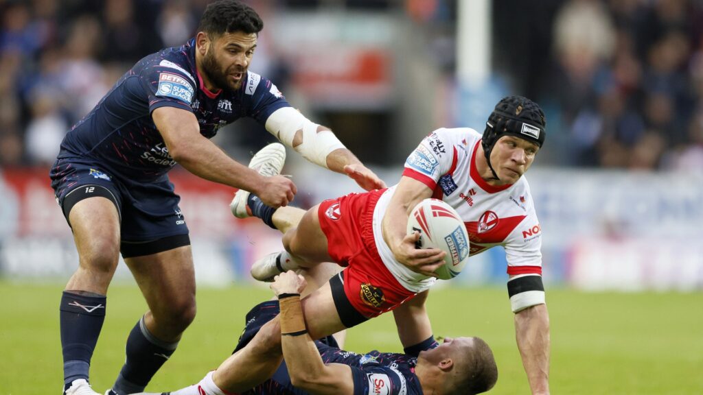 St Helens storming to victory vs Leeds LIVE!