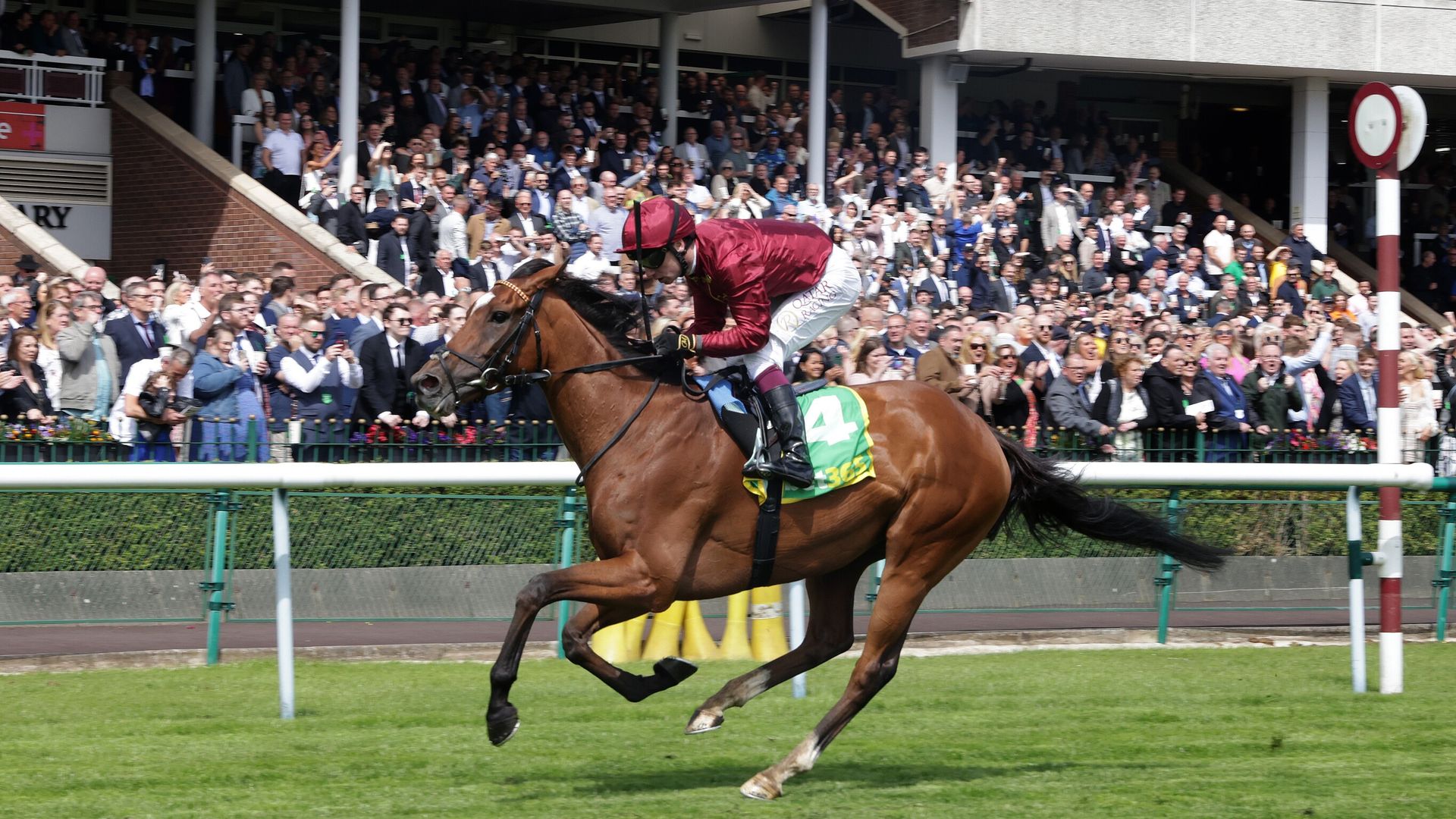 Queen Of The Pride claims Lancashire Oaks crown