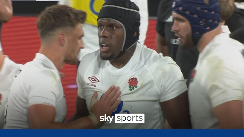 Itoje powers over for first England score