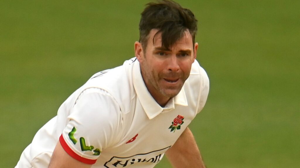 Anderson takes seven wickets on Lancs return ahead of England farewell