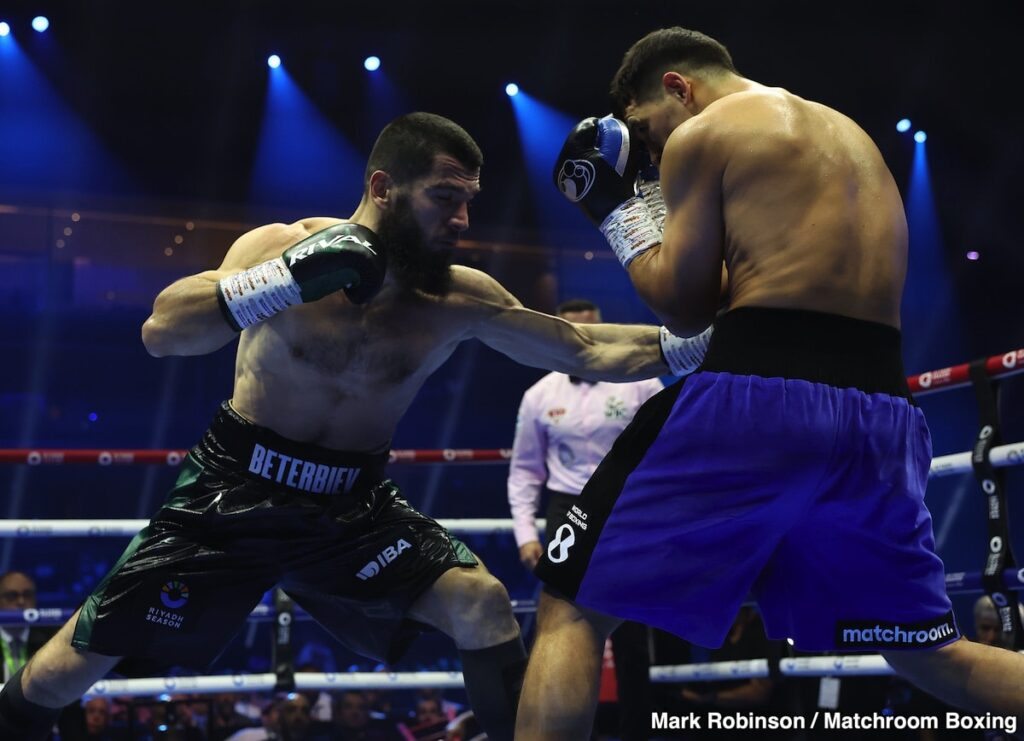 Artur Beterbiev was “Bullying” Dmitry Bivol, Says Gareth A Davies