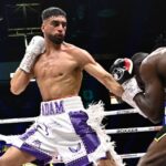 Azim delivers stunning finish to take out Davies