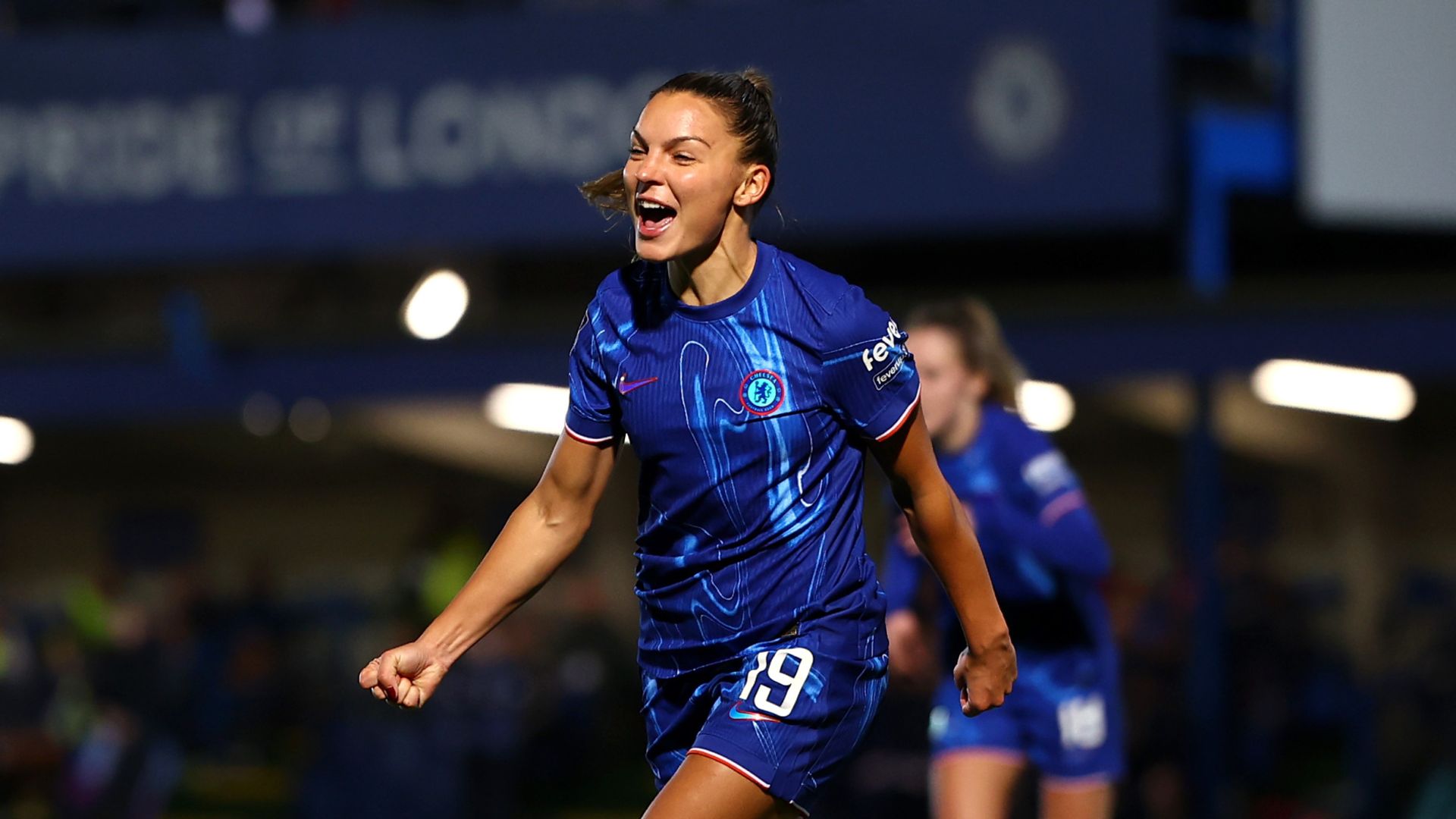 WSL: Chelsea shake off ‘ghost goal’ as Kaneryd stunner helps thrash Spurs