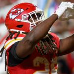 Chiefs overcome Saints to move to perfect 5-0 in NFL