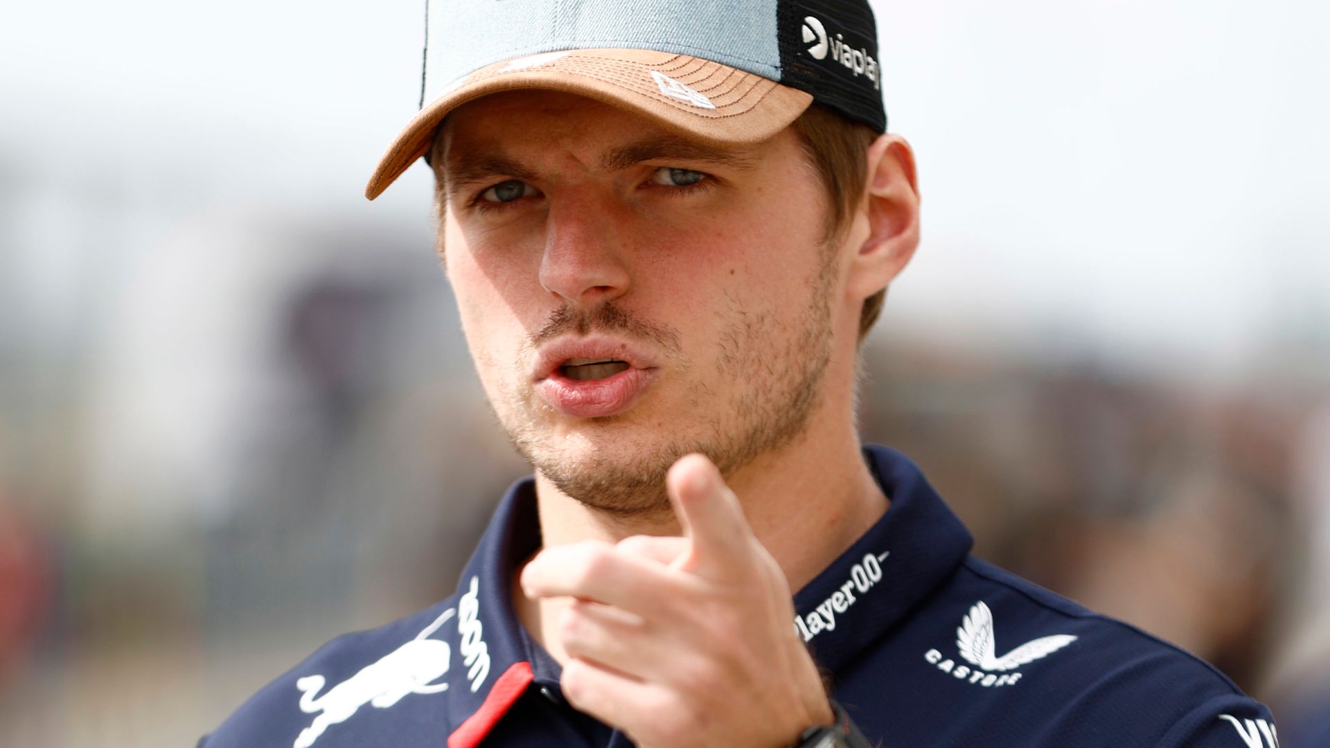 Verstappen says swearing row unresolved – and suggests his protest continues