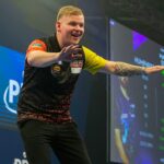 Is De Decker a shoo-in for next year’s Premier League Darts?