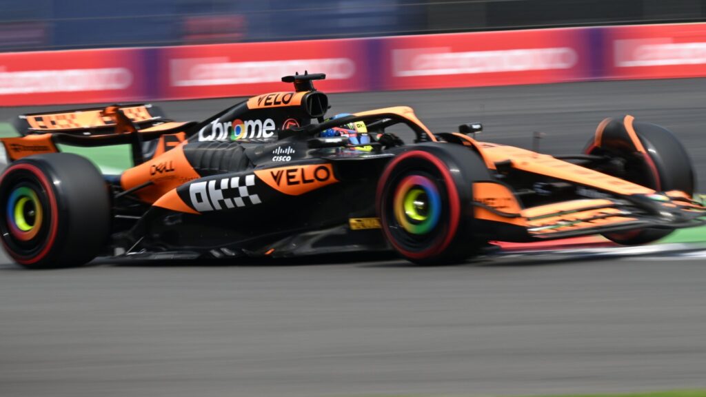 Rapid McLaren send pre-qualifying statement as Verstappen struggles again