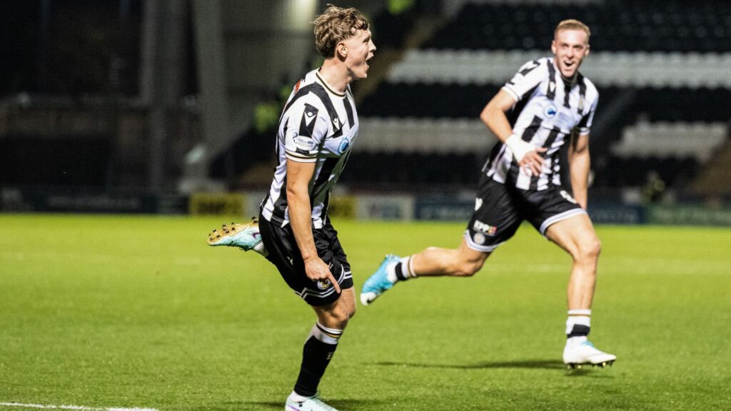 St Mirren back to winning ways against St Johnstone