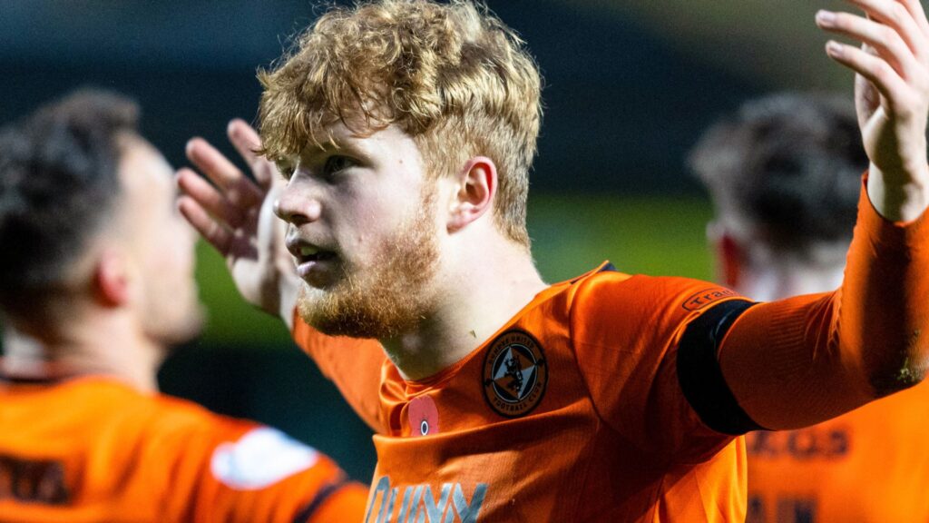 Dundee Utd cruise to victory against Ross County