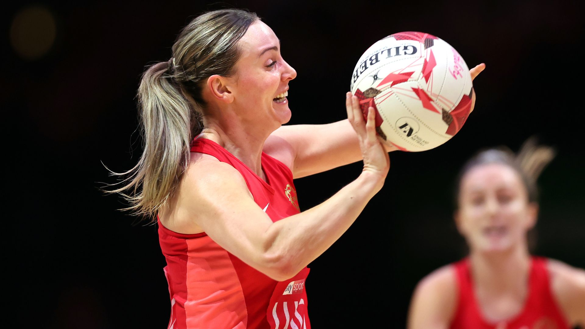 England netball co-captain Metcalf announces pregnancy