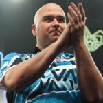 Grand Slam of Darts: Cross dazzles after Wade BEATEN by Menzies in last 16