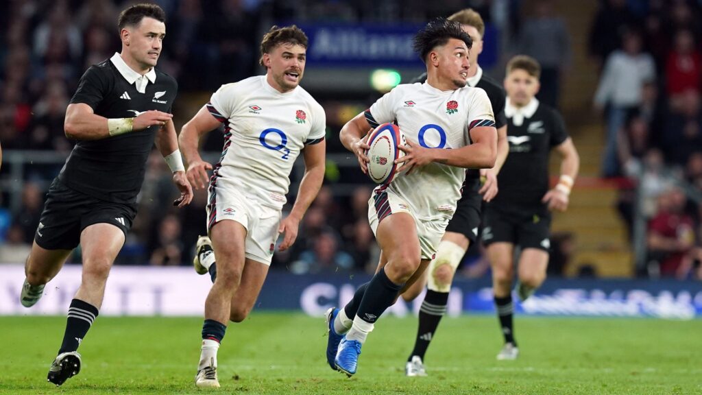 Smith leads England fightback against All Blacks LIVE!