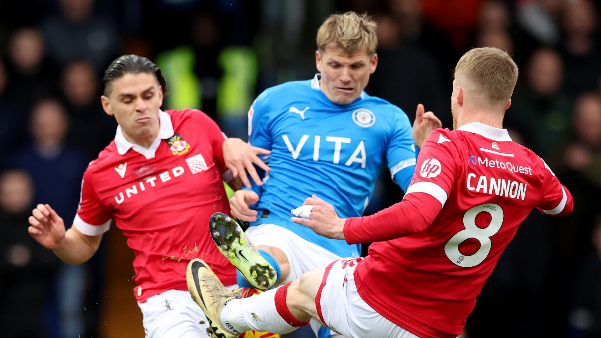 Barry screamer earns Stockport win over Wrexham