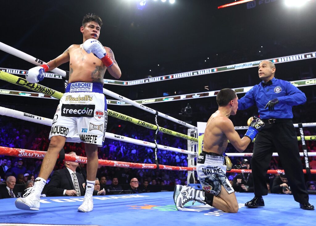 Boxing Results: Emanuel Navarrete KO’s Oscar Valdez!