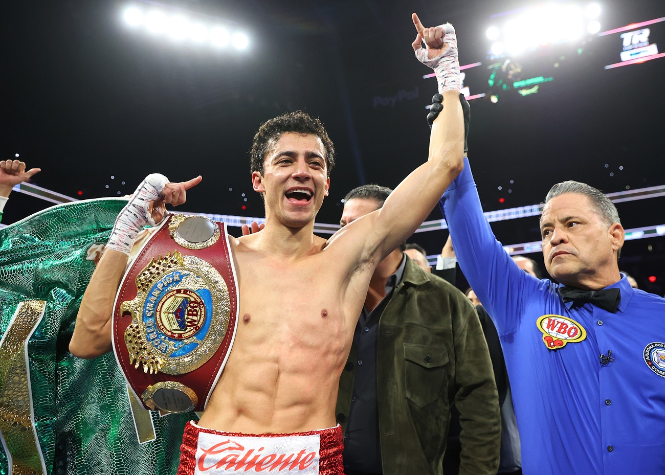 Boxing Results: Espinoza Stops Robeisy Ramirez, Controversy Ensues