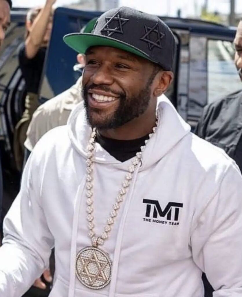 Floyd Mayweather Attacked In London After Declaring Support for Jewish Community