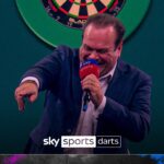 ‘We’re going to do it ANYWAY!’ | Barry from EastEnders sings for Ally Pally!