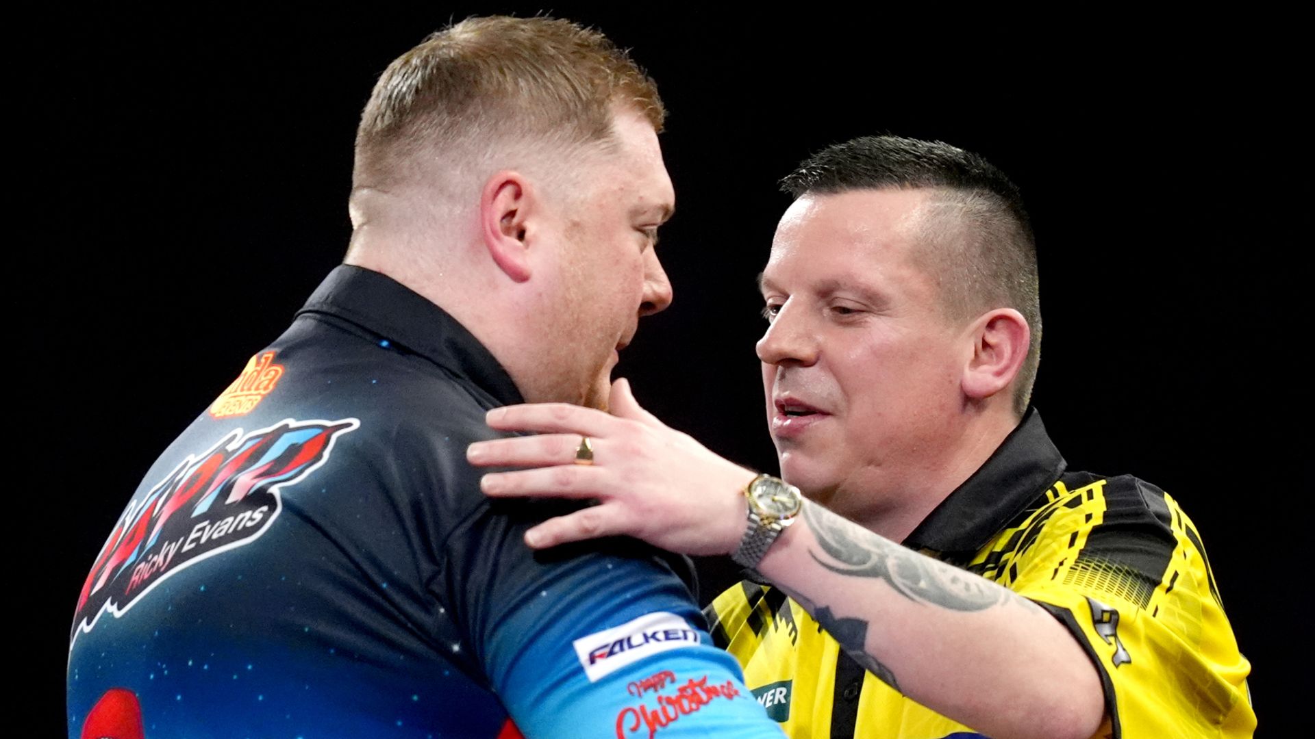 Cross and Chisnall suffer shock exits in marathon Ally Pally session