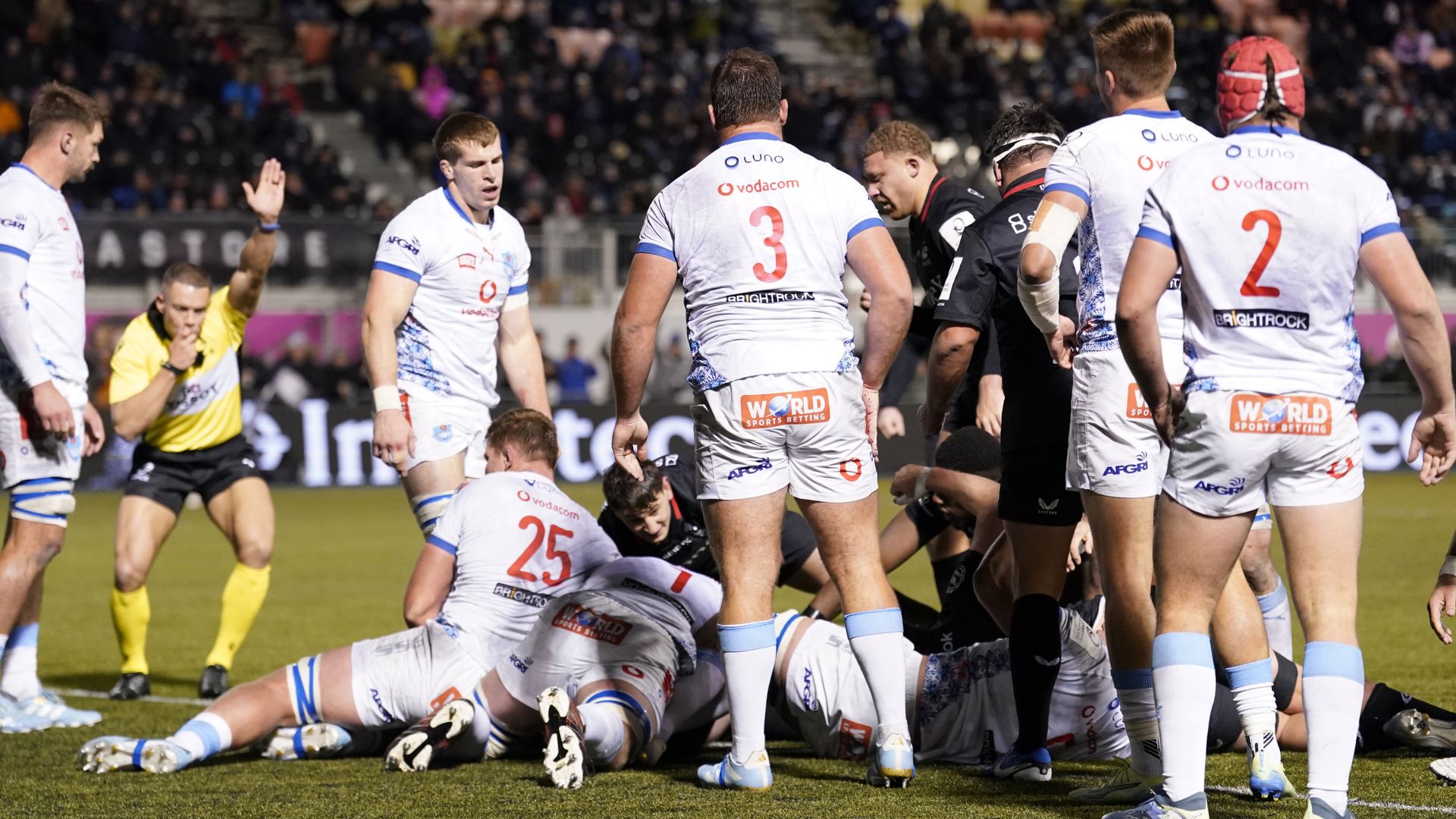 Saracens make winning start in Champions Cup as Exeter beaten by Sharks