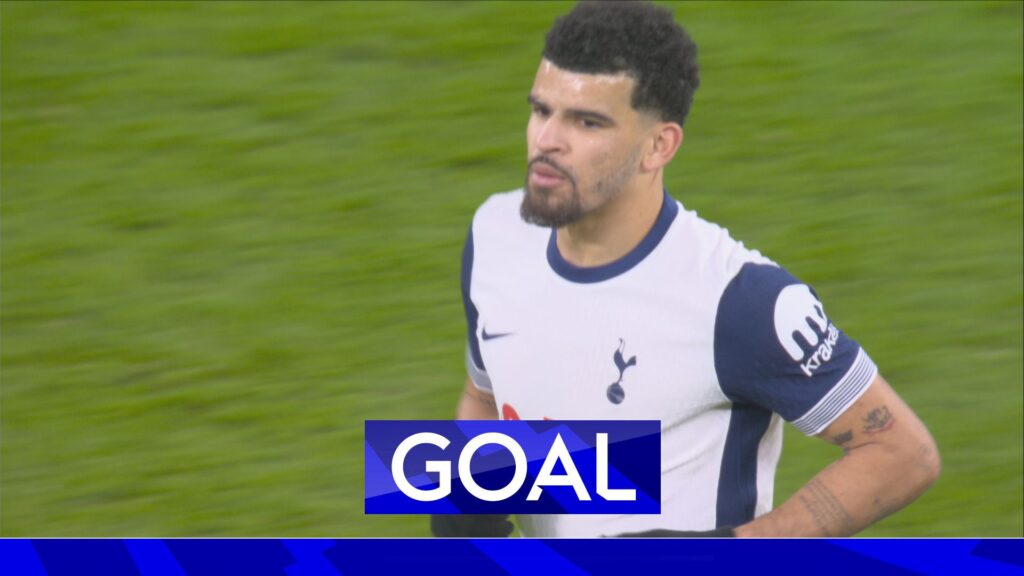 Solanke’s smart half-volley adds a third for Spurs!