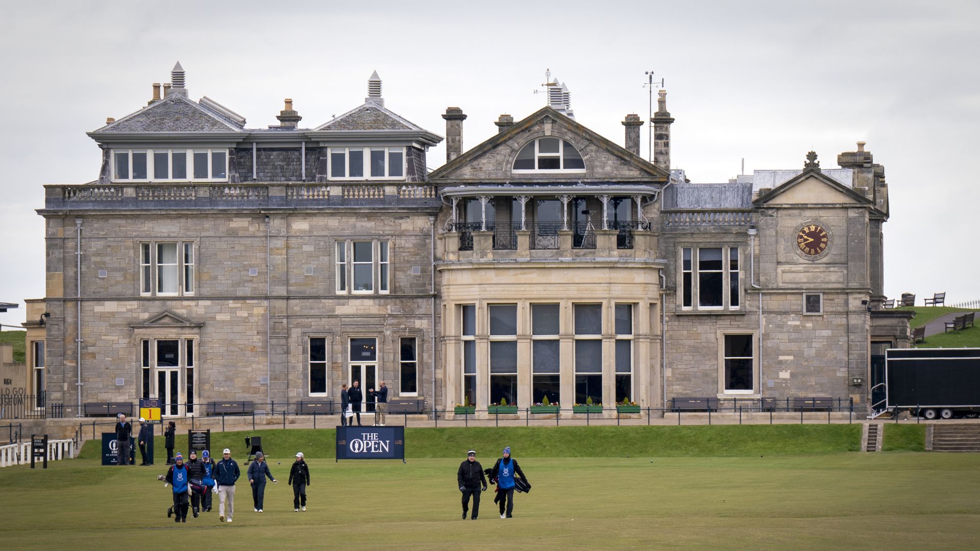 R&A to ban transgender athletes from female golf events