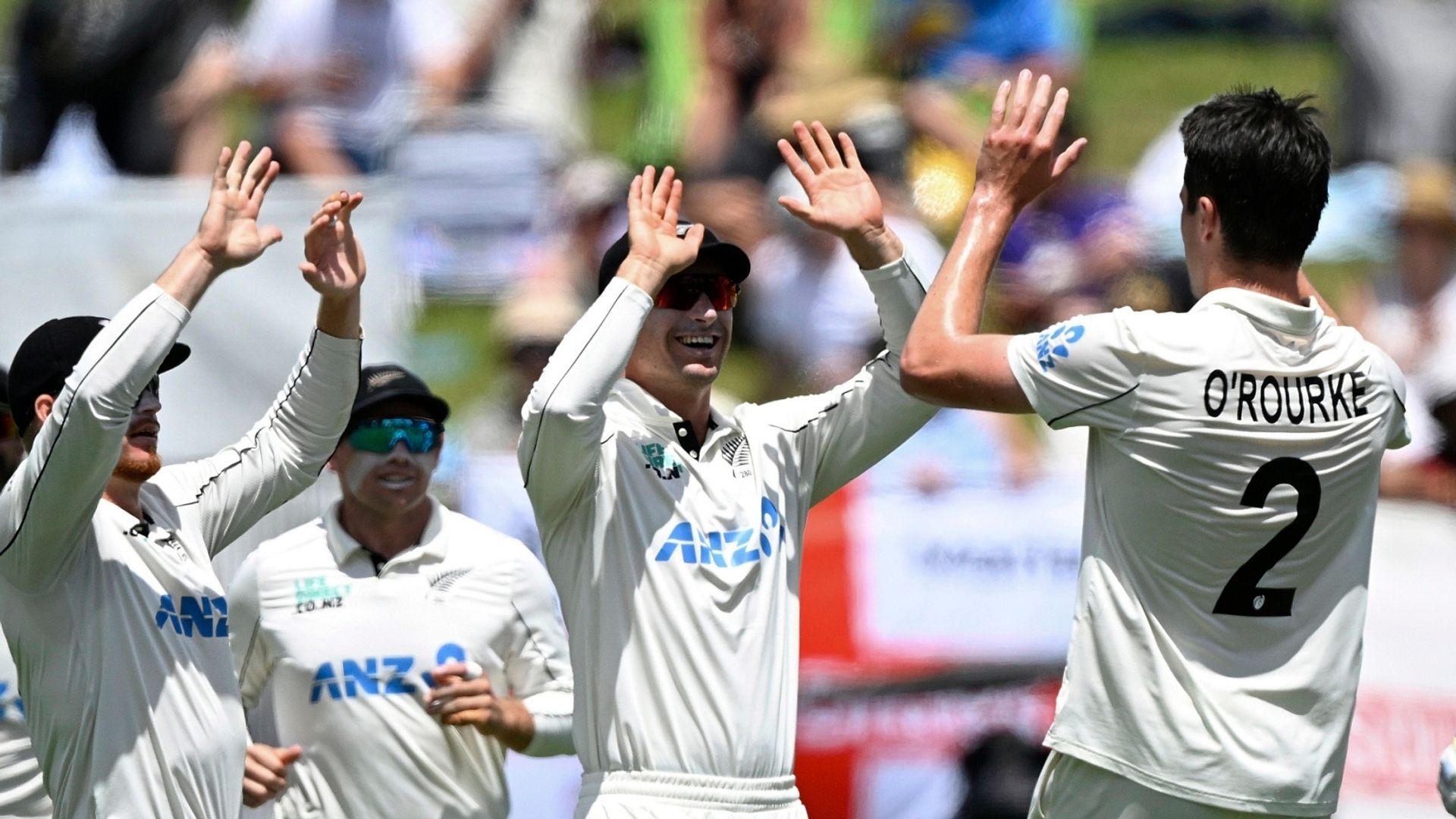 Scorecard: New Zealand hammer England in Hamilton