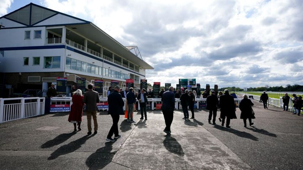 Today on Sky Sports Racing: Jumps action returns to Windsor