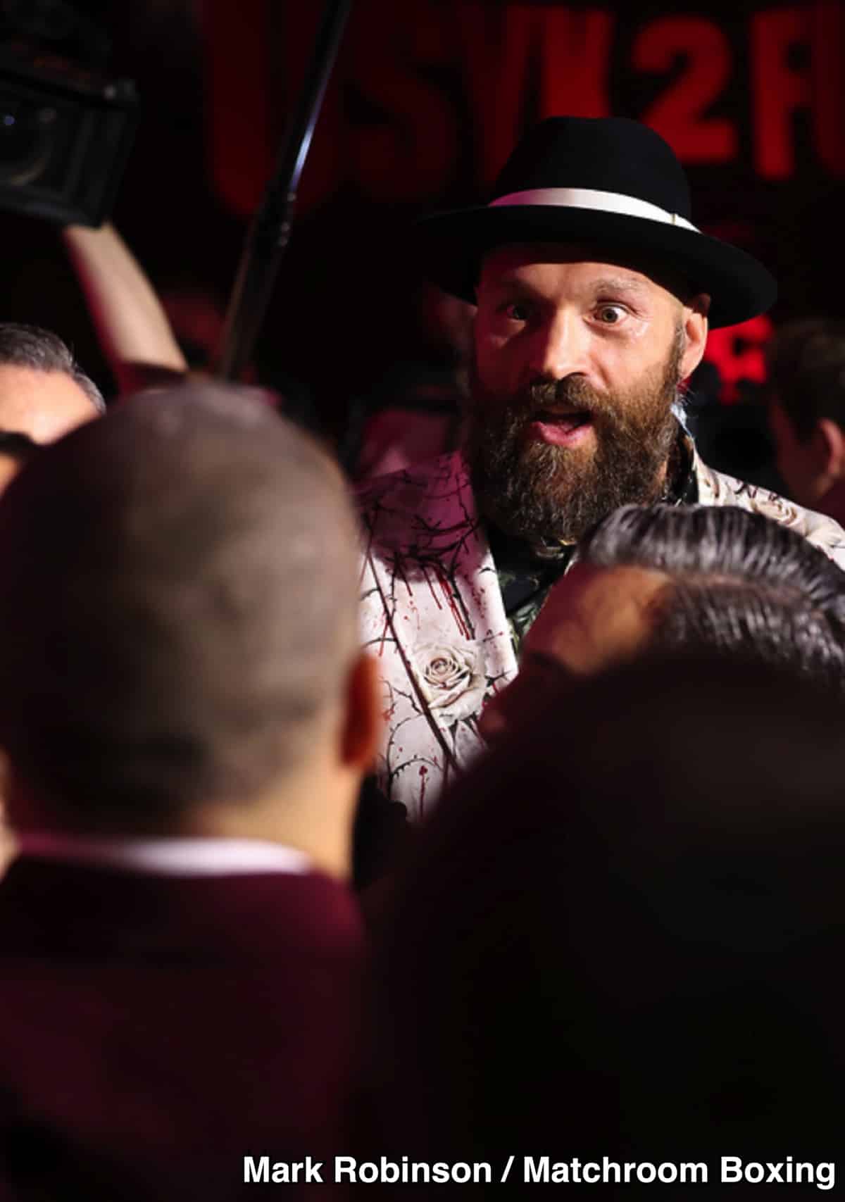 Fury Looks Unhealthy, Cranky Before Usyk Rematch