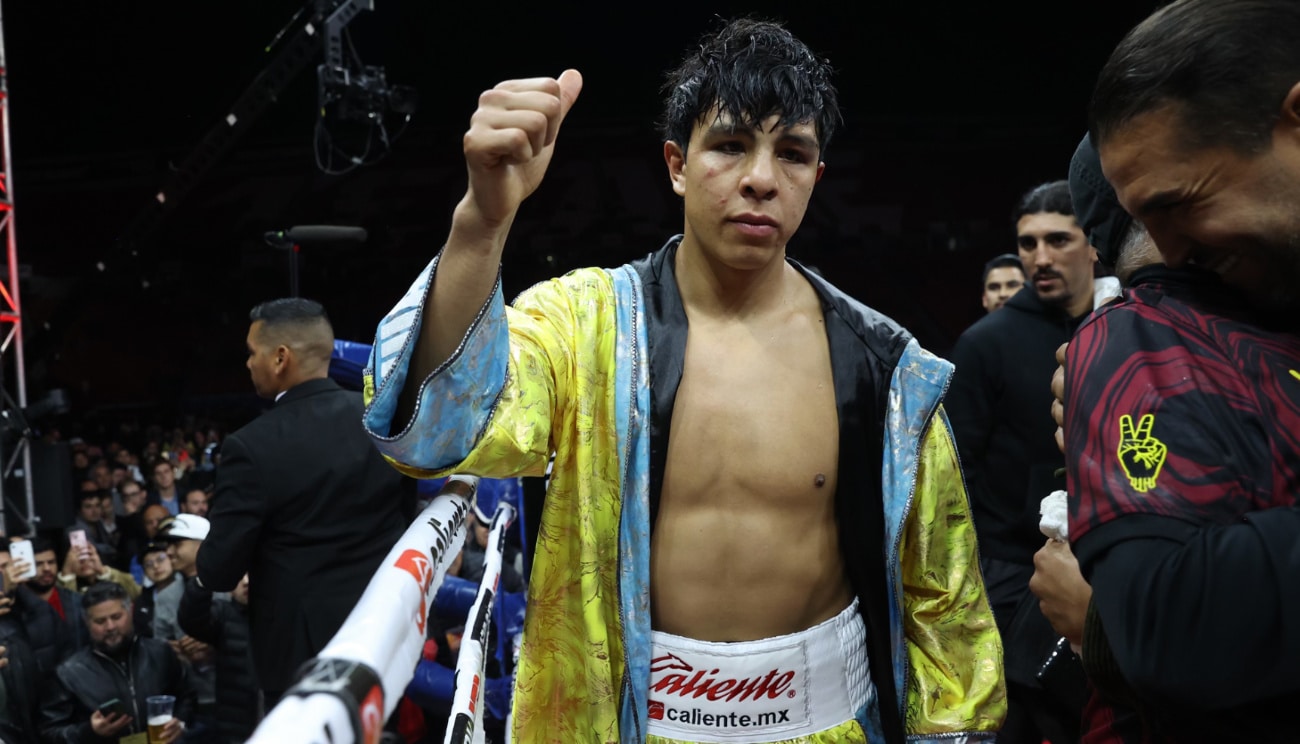 Munguia Joins Forces with Trainer Eddy Reynoso