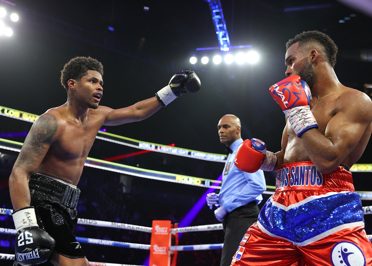 Will Shakur’s Glass Hand Hold Up against Schofield?