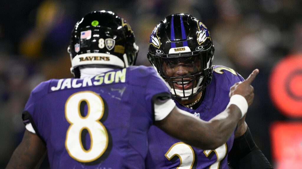 Ravens clinch AFC North title with Browns drubbing