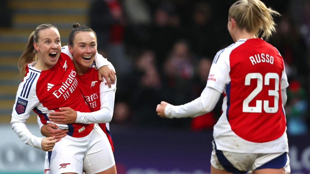 WSL LIVE! Arsenal hammering Crystal Palace, Chelsea lead West Ham