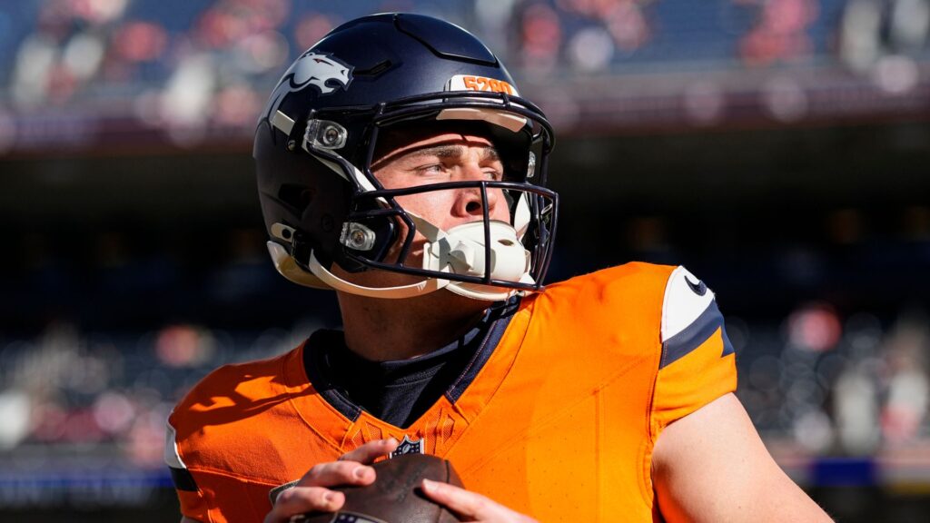 NFL final day LIVE! Mahomes rested as Broncos face Chiefs in crucial game