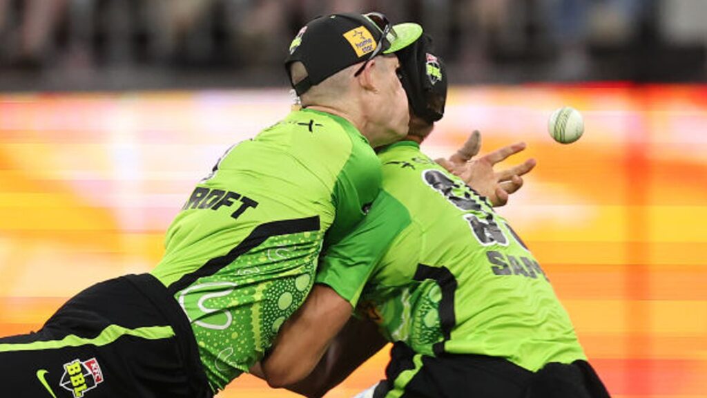 Thunder duo ‘conscious’ but have concussion signs after BBL collision