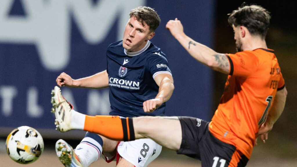 Dundee on top against rivals Dundee United LIVE! & highlights