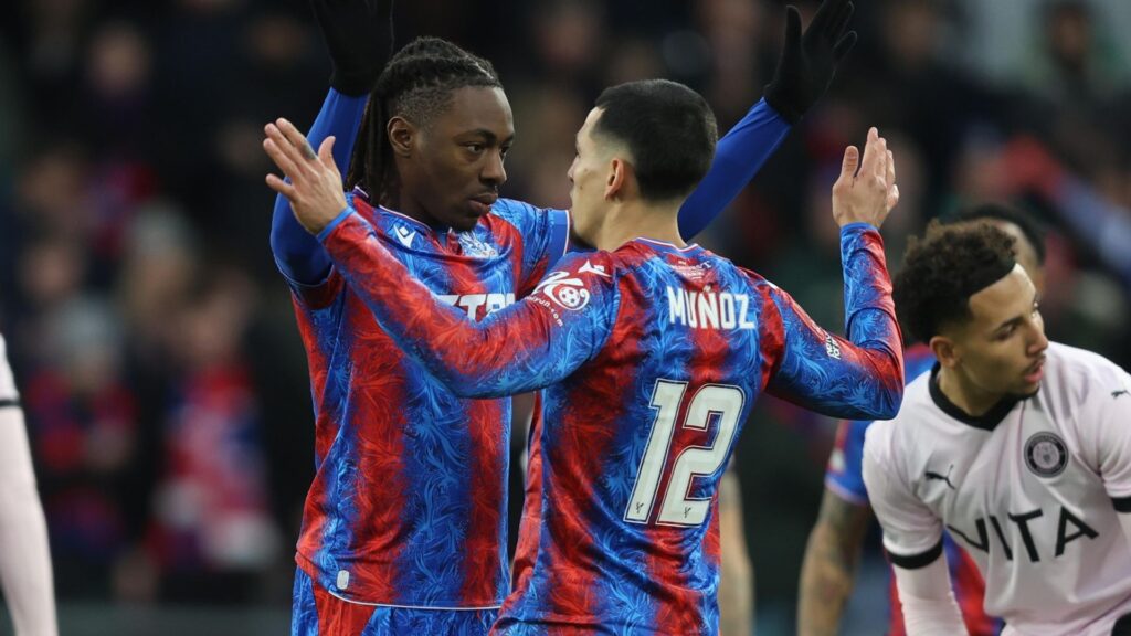 Eze strike sends Crystal Palace into FA Cup fourth round