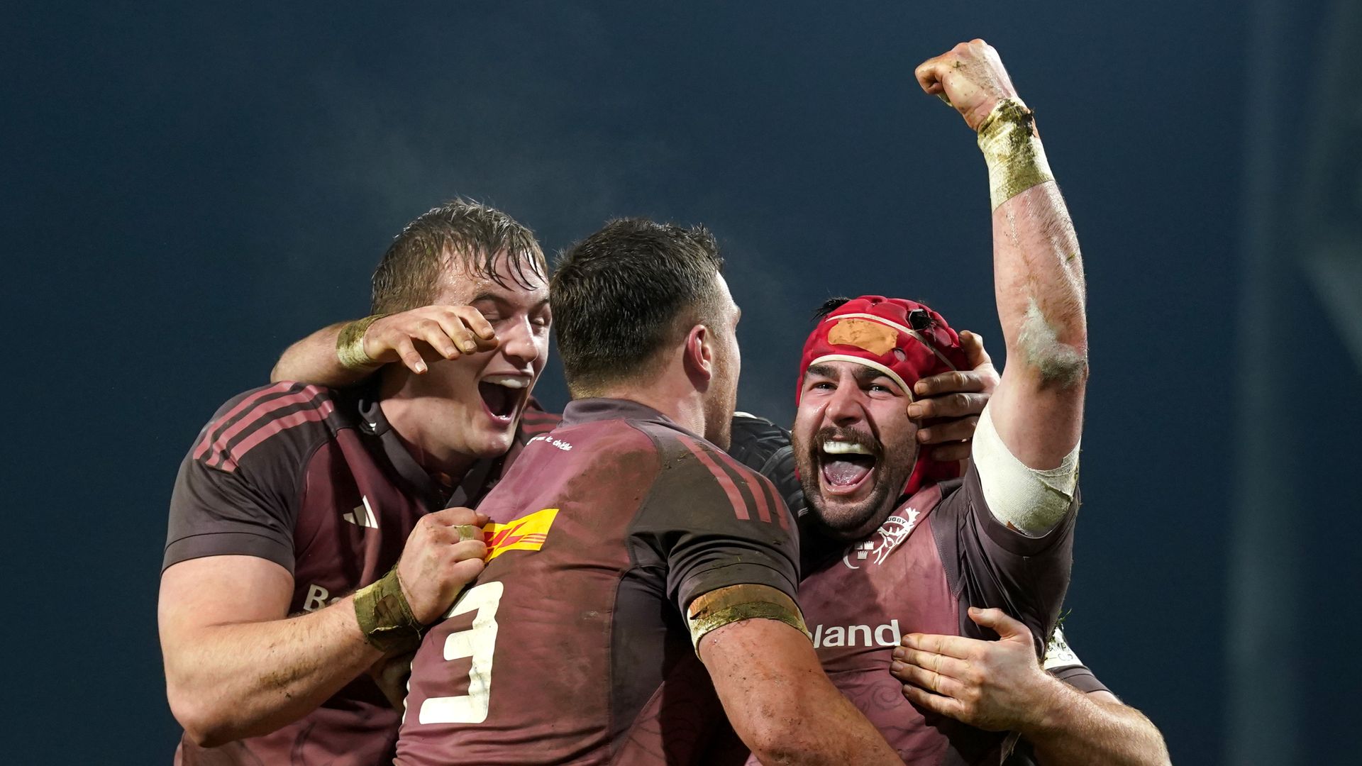 Champions Cup: Munster hold on for vital win vs Saracens in intense clash