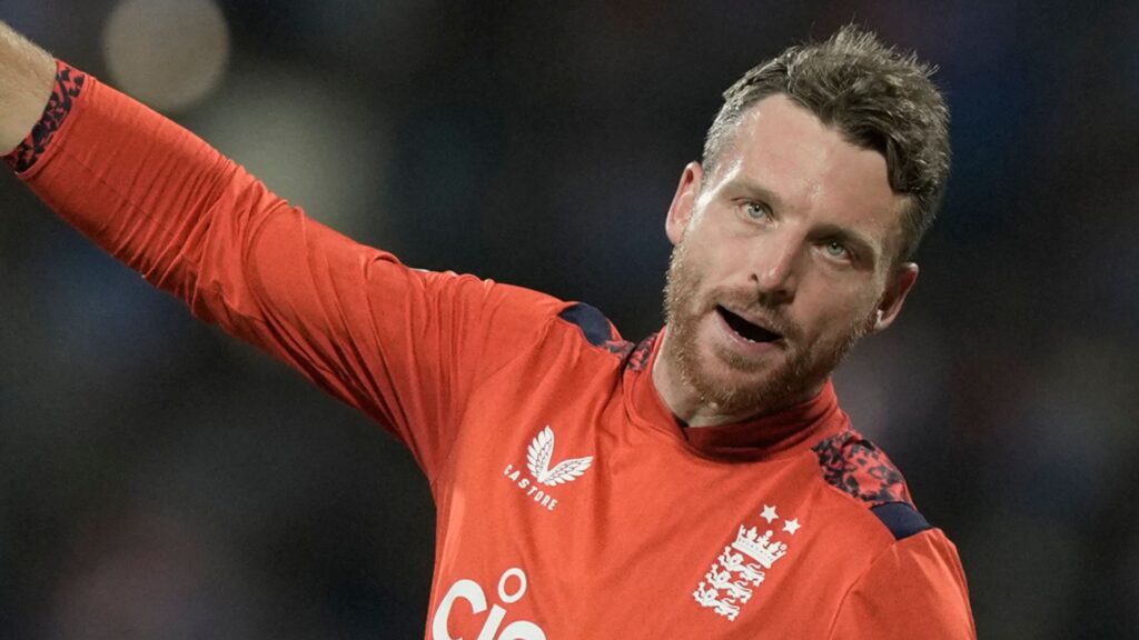 England name unchanged XI for must-win T20 against India