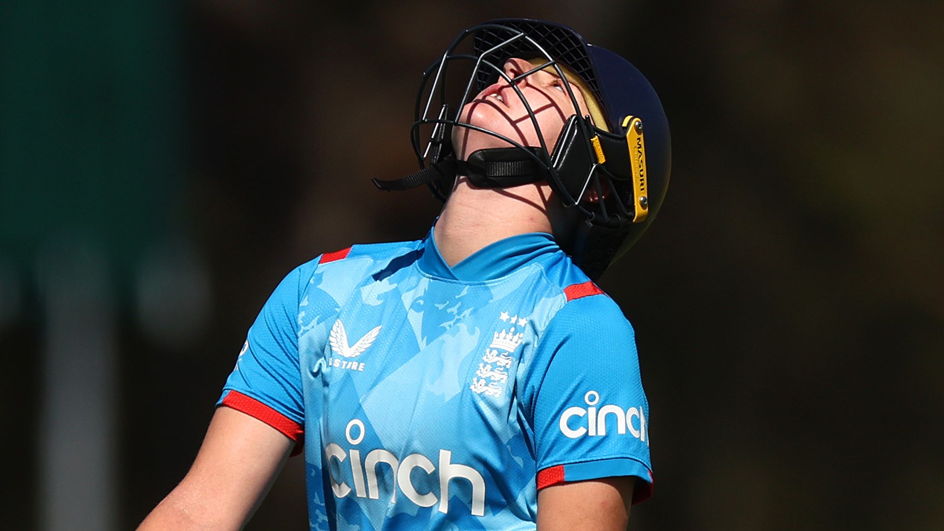 Scorecard: England slip to defeat in second Women’s Ashes ODI