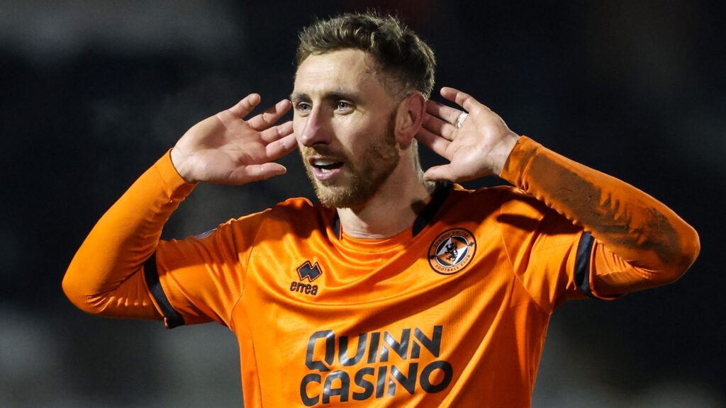 Moult’s late stunner sees Dundee United edge out St Mirren