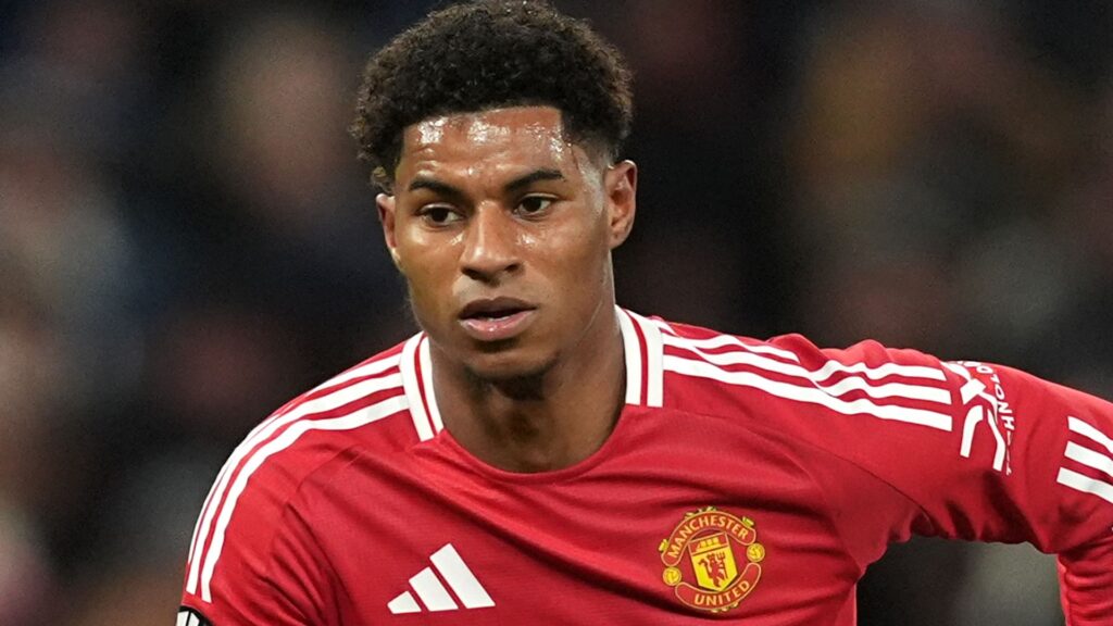 Borussia Dortmund push to sign Man Utd forward Rashford