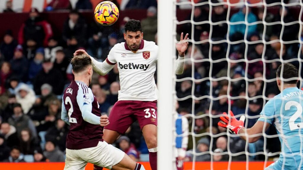 West Ham claim deserved point at Villa LIVE!