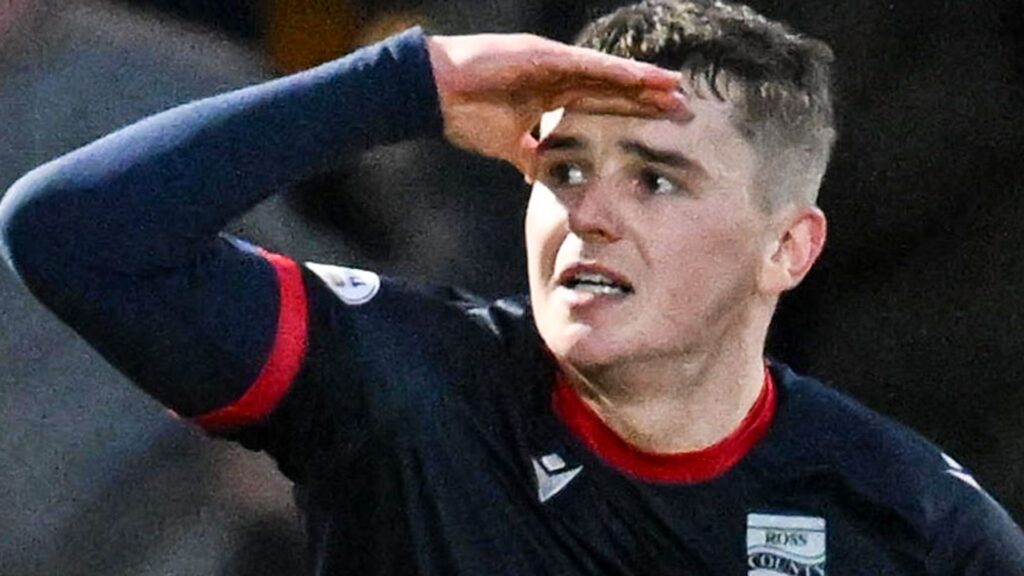 Late Hale penalty earns Ross County a point against Hibs