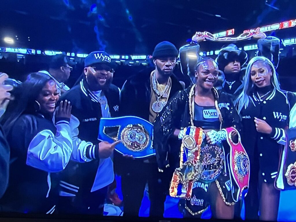 Claressa Shields Defeats Perkins To Become First Undisputed Women’s Heavyweight Champion 